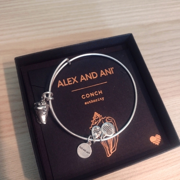 Alex and Ani Conch Shell Rafaelian Silver Charm Bangle - Picture 5 of 5